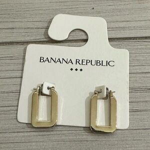 Banana Republic Chic Gold Square Hoop Earrings
